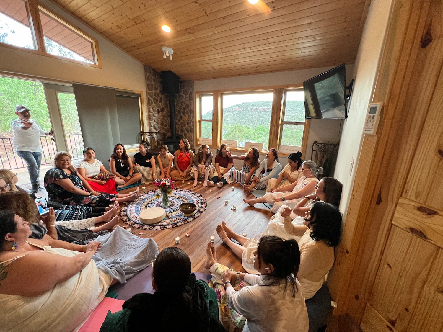 Noche Bohemia de La Belleza Nos Une